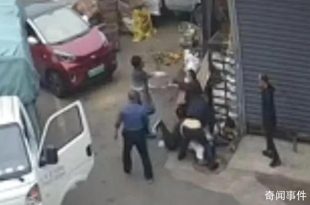 父子遭群毆還手被拘 警方認定互毆