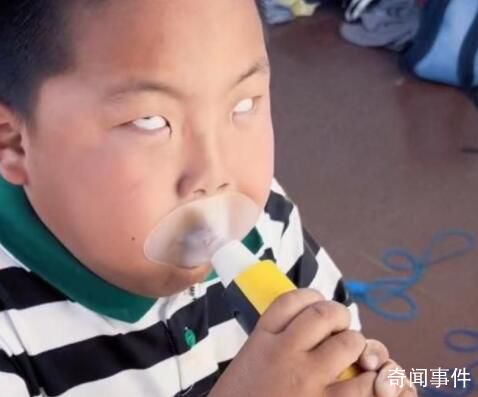 小男孩做肺活量測試拼到翻白眼 論小朋友的勝負欲有多強