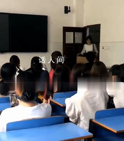 95后女老師自費為學生送520玫瑰 你就是浪漫本身