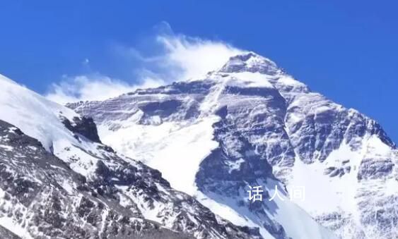 珠峰搬運一具遺體成本或高達7萬美元 珠峰運動花銷幾十萬元到100多萬不等