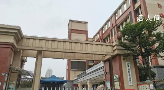 校內(nèi)被撞身亡小學(xué)生母親墜樓身亡 回應(yīng)：情況屬實(shí)正在調(diào)查