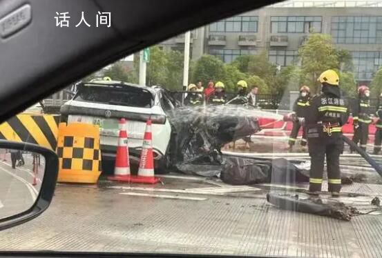 收費站4死車禍:疑網約車疲勞駕駛