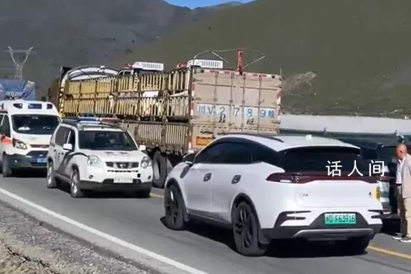 川藏線一SUV逆行擋救護車生命通道 讓人憤慨不已