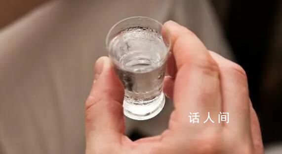 白酒價(jià)格大面積倒掛 多家酒企調(diào)價(jià)控貨