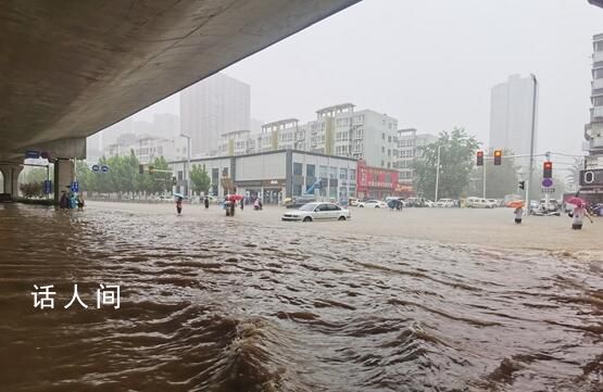 蘇州多地內澇 居民家中成水簾洞