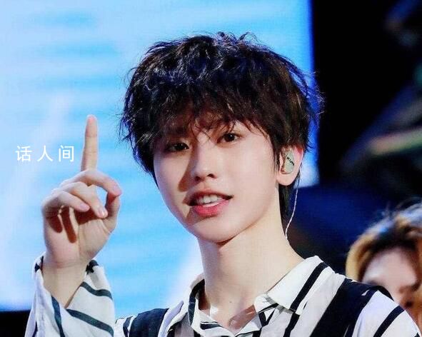 蔡徐坤回國機票疑似已取消 在全網熱議