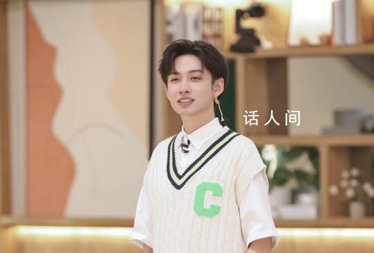 齊思鈞稱大病后身體一直沒完全康復 今早甚至被救護車拉去了醫院