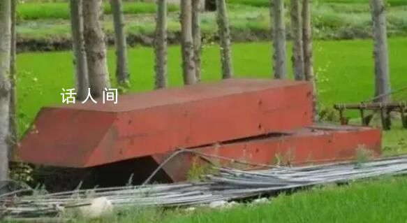 胡錫進評浮橋事件:存在官僚主義