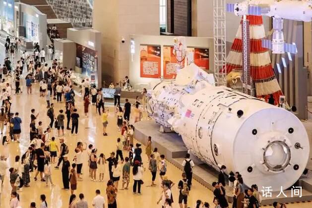 北京警方刑拘6名黃牛 將免費參觀變成了有償服務