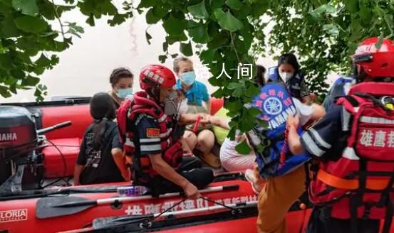 暴雨后的涿州圖書庫房重鎮 一場救書與救人的戰斗