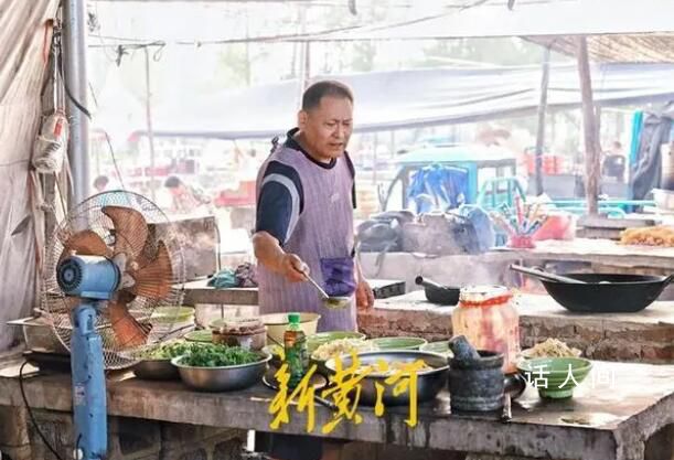 2元炒菜哥回應爆火:不想做網紅