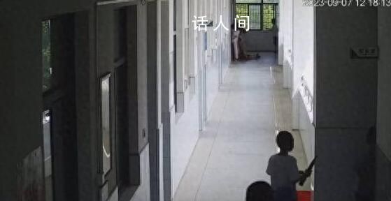 學生徒手挖出炮彈送進校長辦公室 老師發現后立即報警