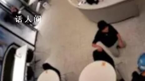 店員阻止騎手毆打同事被踹飛逼下跪 勒著店員的脖子毆打后腦長達14分鐘