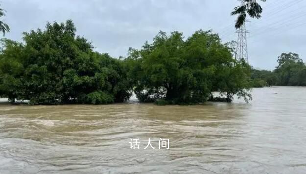 深圳創(chuàng)紀(jì)錄暴雨19小時(shí) 降雨打破了深圳市1952年有氣象記錄以來的七項(xiàng)歷史極值