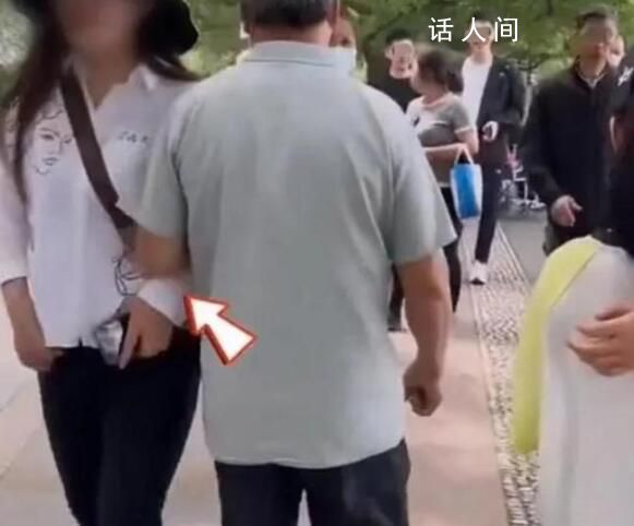 女子和朋友逛西湖遭大叔一路偷拍 感到特別惡心