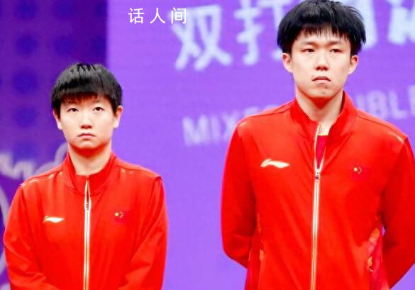 王楚欽孫穎莎13分鐘結(jié)束戰(zhàn)斗 比賽結(jié)束后對手和教練反而開心與兩位國乒主力合影