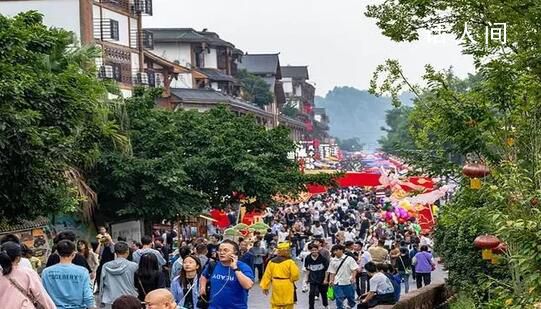 年輕人開始選擇小眾城市反向游 為了避開人從眾