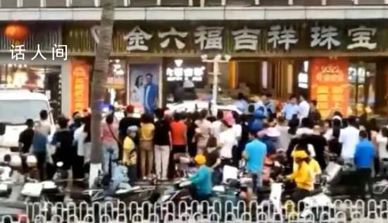 男子持刀搶劫金店失敗后企圖自殺 在刑滿釋放之后仍不思悔改