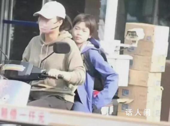 陳若琳騎電車載全紅嬋被舉報(bào)沒頭盔 網(wǎng)友強(qiáng)調(diào)他們沒有佩戴頭盔