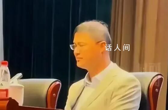 羅翔回應面容蒼老頭發全白 稱可能是一次講座的打光問題