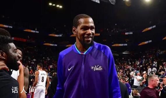 杜蘭特一戰(zhàn)刷新三大NBA紀錄 連續(xù)21場比賽得分超過20分