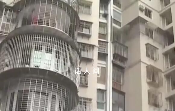 男子高空拋物 失去重心不慎墜亡