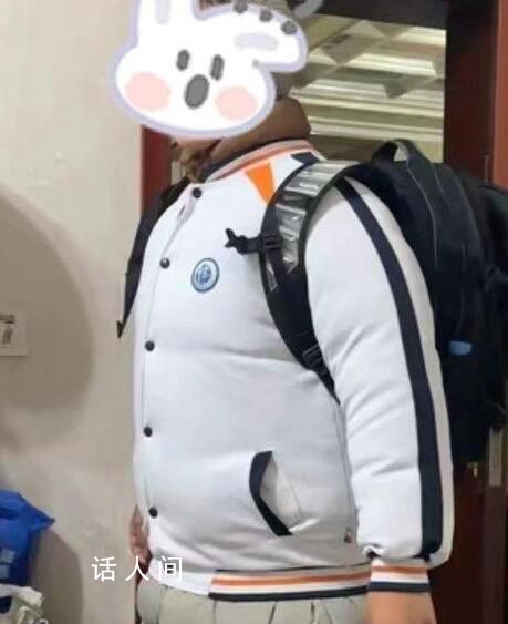 校服必須外穿學生腫成輪胎人 成了網絡上的熱門話題