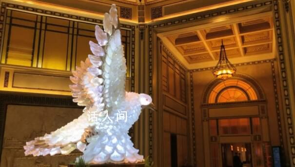 和平飯店推出1460元繁花雙人餐 另加收16.6%附加費