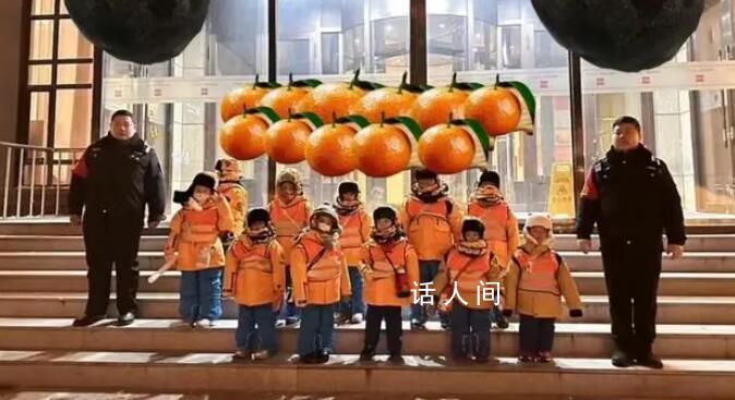 小砂糖橘打卡總臺冰雪演播室 體驗了新聞主播的工作