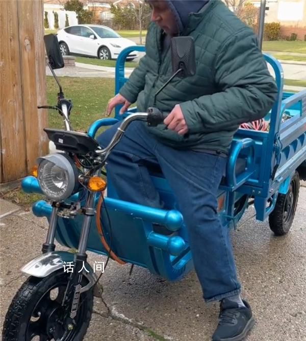 國產“三蹦子”在國外街頭火了 成為了當地的網紅交通工具