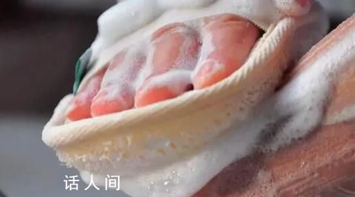 專家提醒兩類人群不適合搓澡 搓澡對皮膚有傷害嗎
