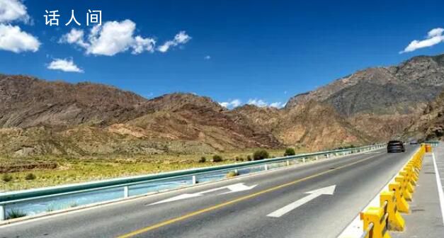 新疆一大橋橋梁連接處出現裂縫 已采取限行措施