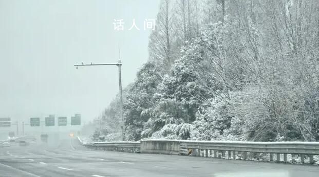 成都好大的雪 本地人:興奮值達到了頂峰