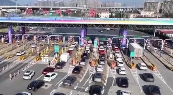 最“火”春運(yùn)啟動(dòng) 全國(guó)跨區(qū)域人員流動(dòng)量預(yù)計(jì)將達(dá)90億人次