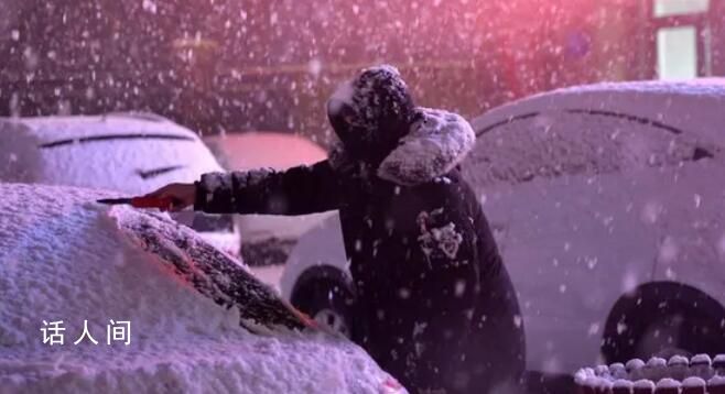 河南鵝毛大雪滿天飛 積雪腳脖子深