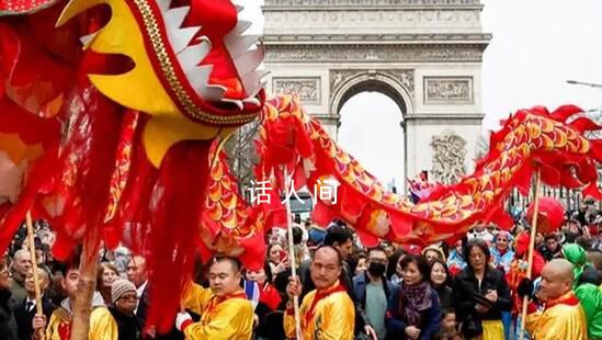 原來是春晚看著我長大 春晚陪著我們成長