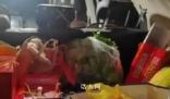 女子春節返程被父母塞200斤年貨 擔心女兒受苦