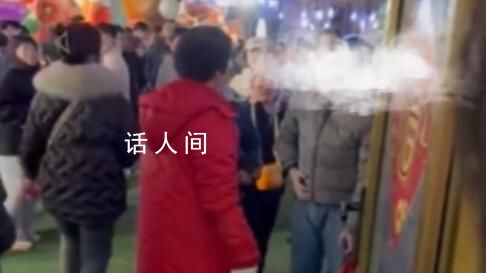 景區將男廁改成女廁 男子帶隊闖入