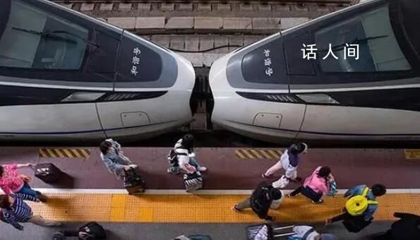 旅客買短乘長嚴重超員列車員報警 多名旅客買短乘長不愿下車