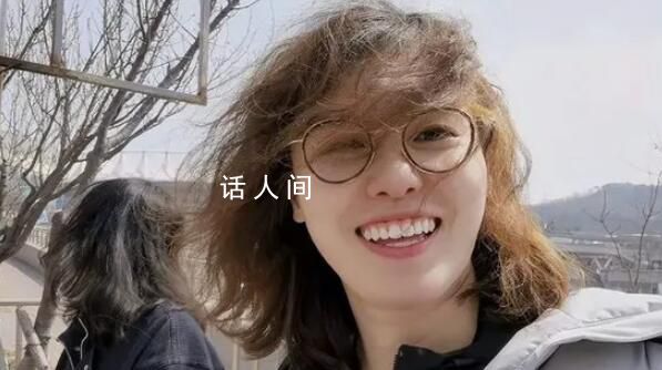 央媒:假如求助者不是傅園慧呢?