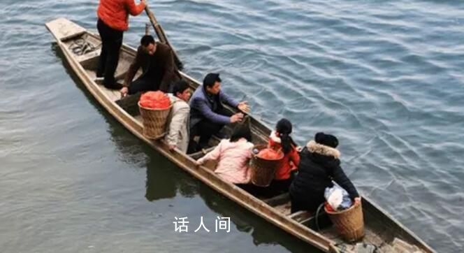 海南游客“八仙過海”曲線回家 思路打開行李直接發(fā)快遞就好了