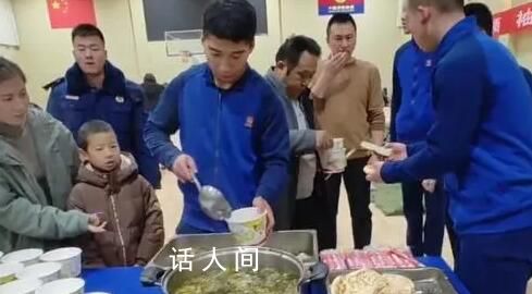 甘肅酒泉4萬余名滯留旅客已被安置 當?shù)靥峁┟赓M住宿和物資