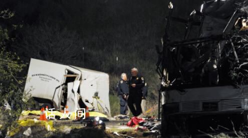 美國加州兩車相撞事故致8死 皮卡車司機和面包車上7人當場死亡