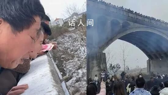 元宵節 湖北一大橋上多人撒錢