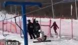 滑雪場纜車脫軌游客摔落 文旅局回應