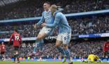 曼城3-1曼聯(lián) 1分之差咬住利物浦