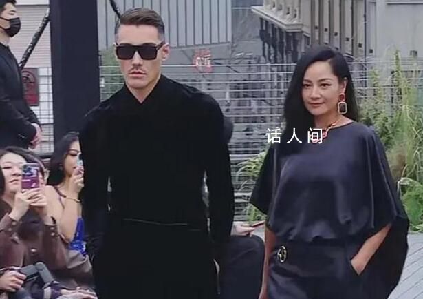 瞿穎和胡兵合體走秀 在T臺上重現了當年的風采